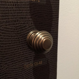Accessories - Cabinet knobs - Pulls - Cabinet And Drawer Knobs