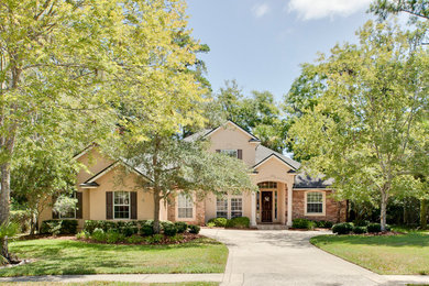 Trendy home design photo in Jacksonville