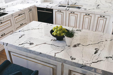 Example of a kitchen design in Columbus
