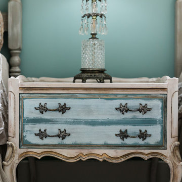 Traditional Home with a Gustavian Twist