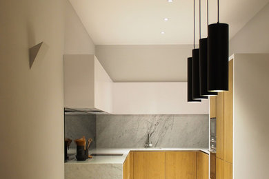 Design ideas for a medium sized contemporary home.