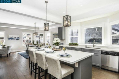 Kitchen photo in San Francisco