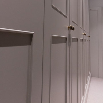 Bespoke Walk In Wardrobe