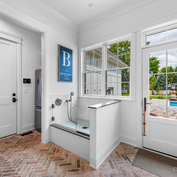 Modern Alan Farmhouse Dog Shower