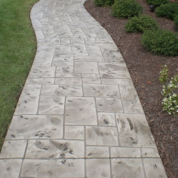 Custom-Cut Concrete Walkway