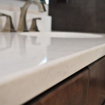 Chesterton, IN. Haas Signature, Maple Kitchen, Bathrooms, Basement, & Laundry