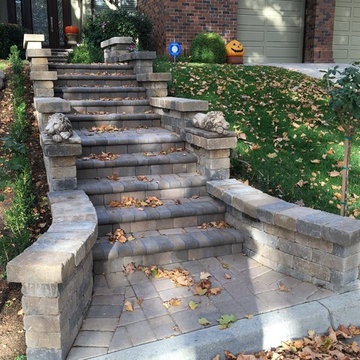 Calstone Antiqued Cobble Paver with Bullnose and Roman Stone Front Steps