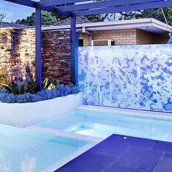 Feature Glass panel - Outdoor Wall Art
