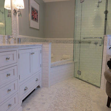 Luxuriously Accessible Master Bath