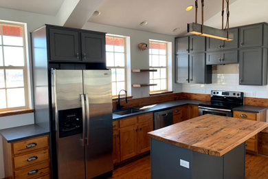 Inspiration for a cottage kitchen remodel in Denver