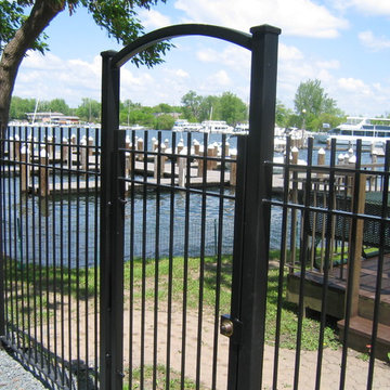 Gates & Arbors
