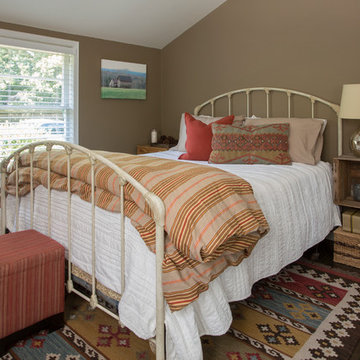 My Houzz: A 1941 DIY Cottage Update — Aided by a Lending Library