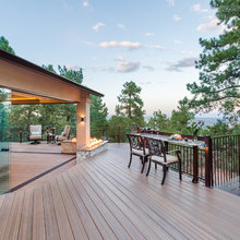 intimate deck space