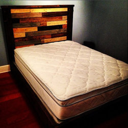 Rustic Platform Bed w/ Multicolor Plank Headboard // Rustic Bed // - Platform Beds