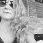 Peg Lie's photo