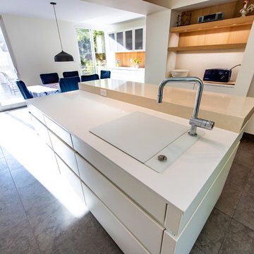 Airy & Bright LEICHT Kitchen