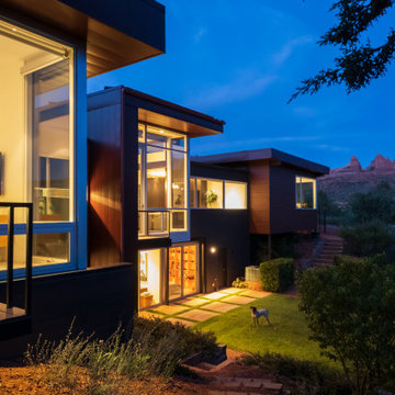 Valdez Residence