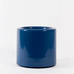 Arro Basso Planter - Products