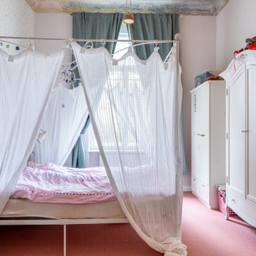 Romantisches Kinderzimmer in Villa