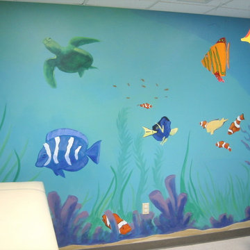Pediatric exam room, ( Undersea mural ).