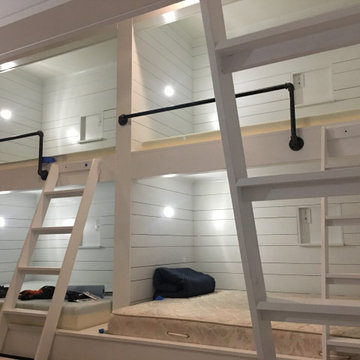Bunk Beds at Lake Rental