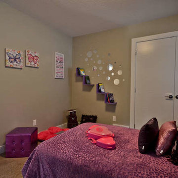 Entity Showhome in College woods