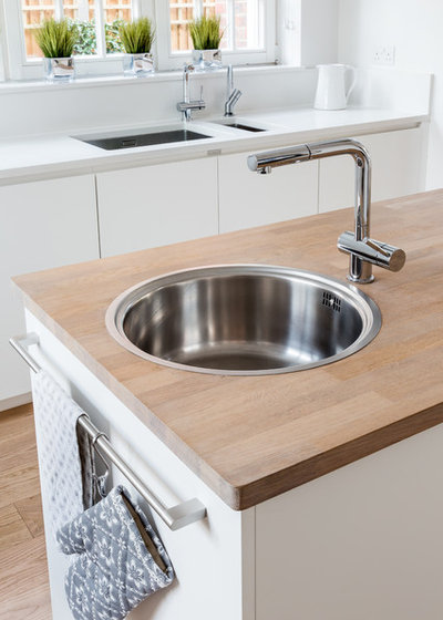 Eine Küche mit klaren Linien – und Stauraum ohne Ende