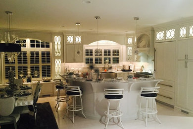 Beach style kitchen photo in Philadelphia