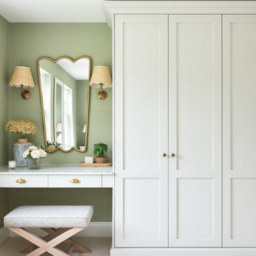 Green & White Shaker Bedroom