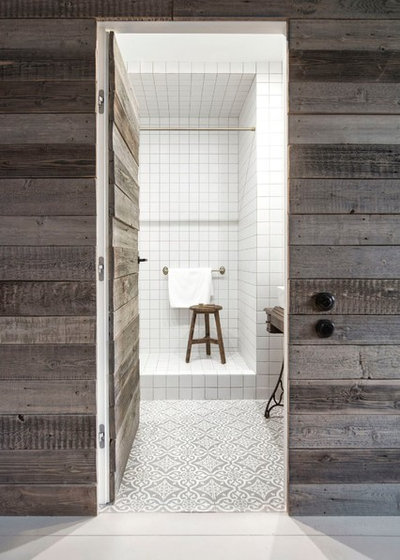 Лофт Ванная комната by INT2architecture