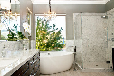 Transitional bathroom photo in San Francisco