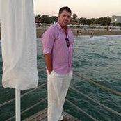 Vedat Tores billede