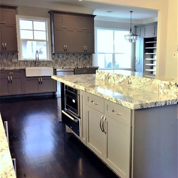 Bronwstone Kitchen Design