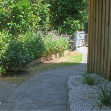 Coastal Cottage Garden
