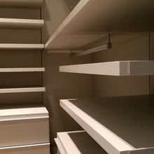 LB513 CLOSET