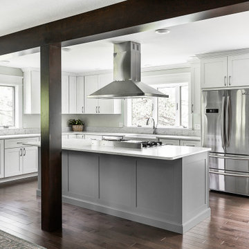 Fairfield, Iowa - Transitional Kitchen
