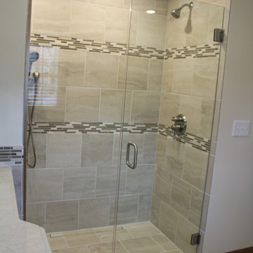 Barrier Free tradBathroom