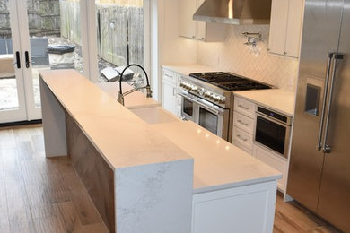 Inspiration for a transitional kitchen remodel in New York
