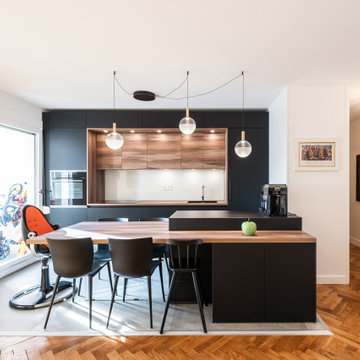 Black & Wood Lyon 6