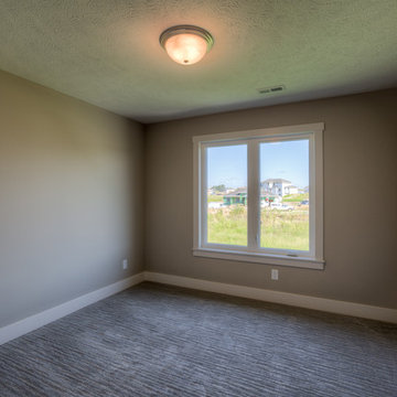 Newport w/ large master & flex room