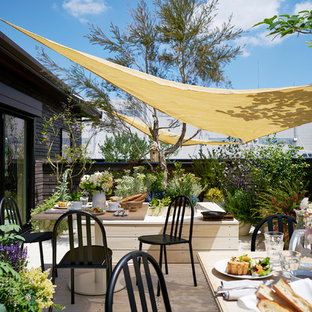 東京23区のコンテンポラリースタイルのおしゃれなデッキの写真