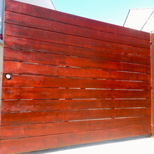 Alley gate