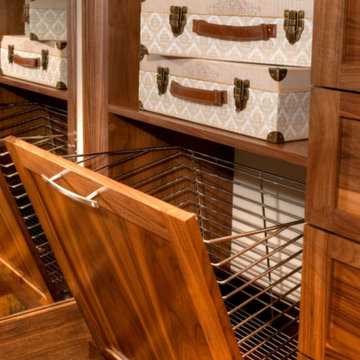 Luxury Wood Closet Organizers