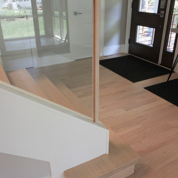 Project #60 | Contemporary Staircase with Frameless Glass