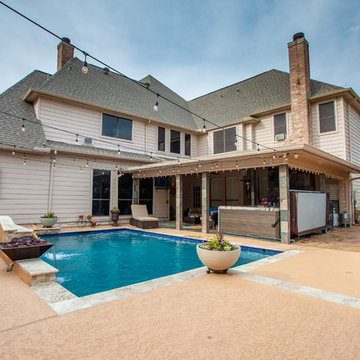 Family Fun Pool w/ Hot Tub
