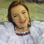 Paula Pretli's photo