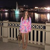 Lindsay Hollos foto