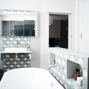 Master ensuite with feature tiling & bespoke wardrobes, Brighton