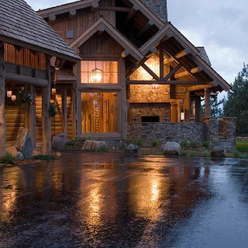 Rocky Mountain Log Homes - Relaxing Rustic Retreat