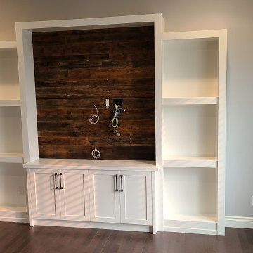 Entertainment units